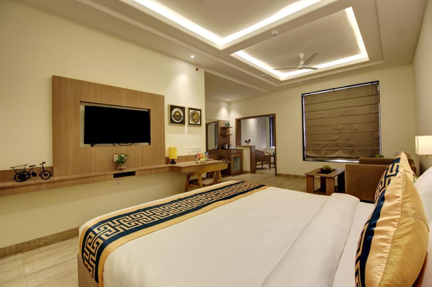 New Le Mount Near Igi Airport Delhi