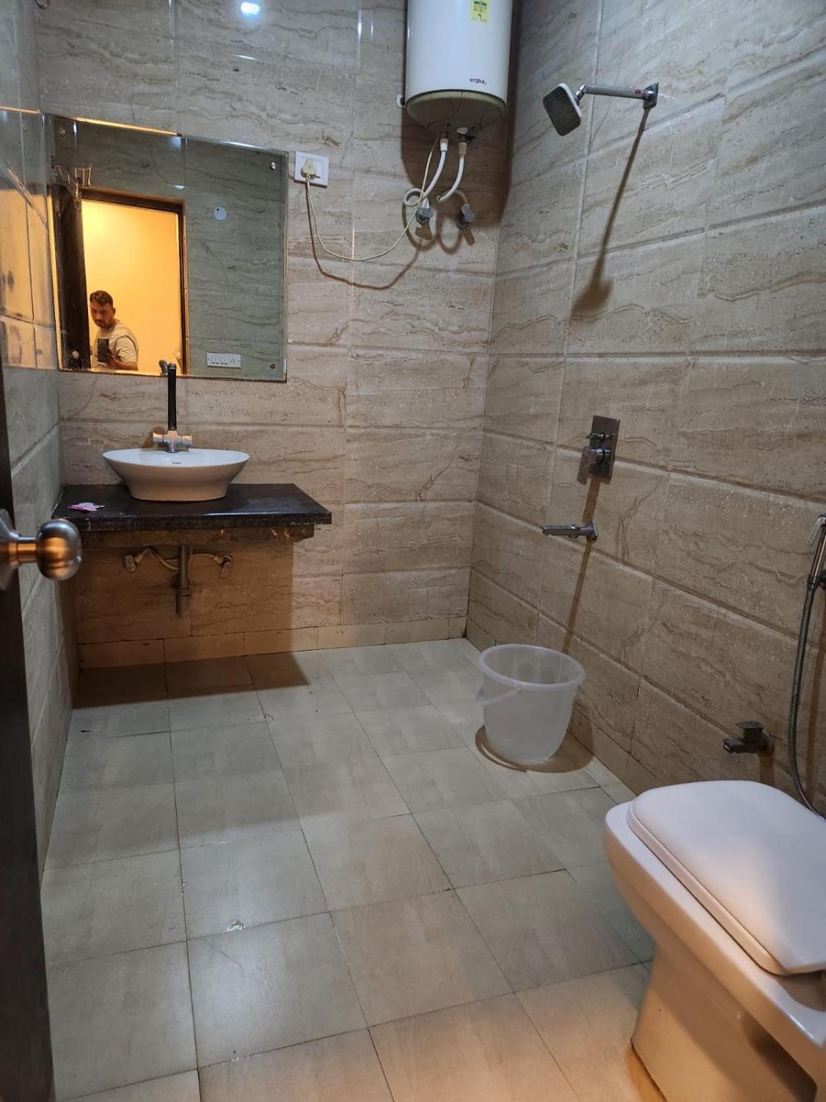 New Le Mount Near Igi Airport Delhi Hotel 4*